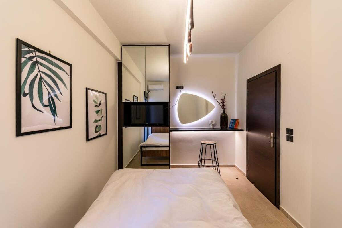 Beautiful Elegant Apartment Next To Monastiraki Atina Dış mekan fotoğraf