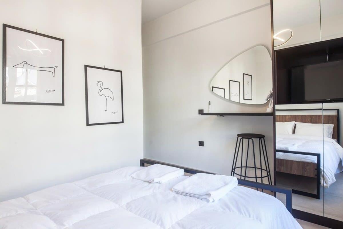 Beautiful Elegant Apartment Next To Monastiraki Atina Dış mekan fotoğraf