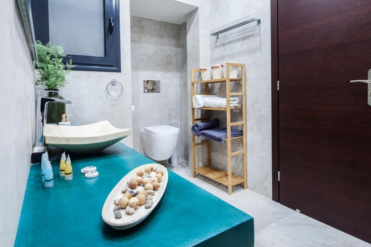 Beautiful Elegant Apartment Next To Monastiraki Atina Dış mekan fotoğraf