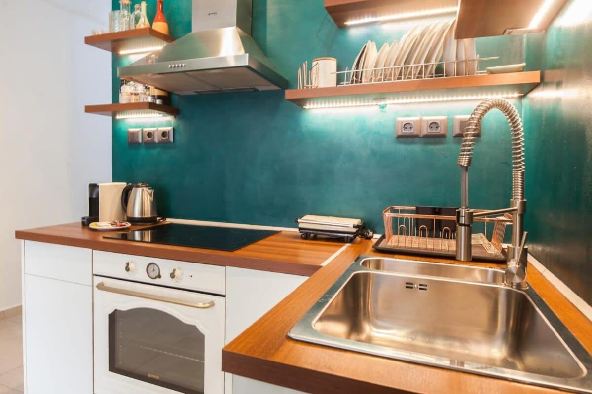 Beautiful Elegant Apartment Next To Monastiraki Atina Dış mekan fotoğraf